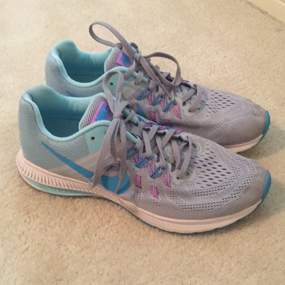 Womens Nike Zoom Winflo 2 sneakers